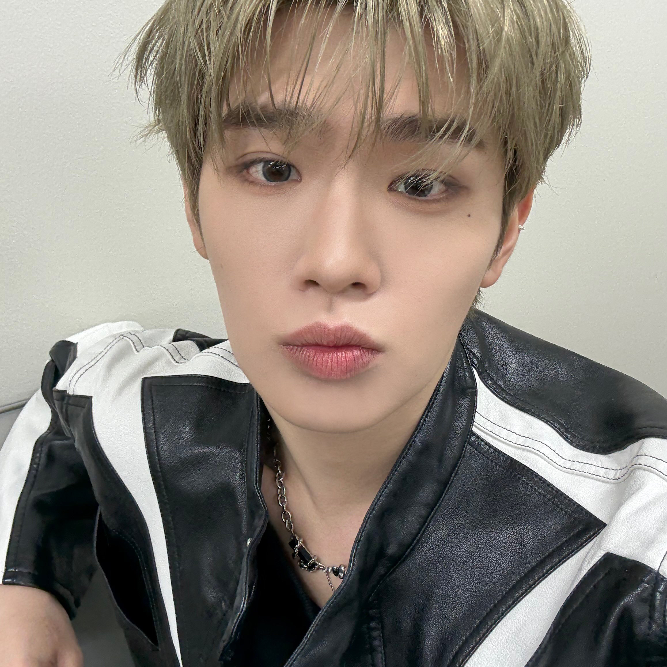 Latest photo of Kim Taerae (ZEROBASEONE)