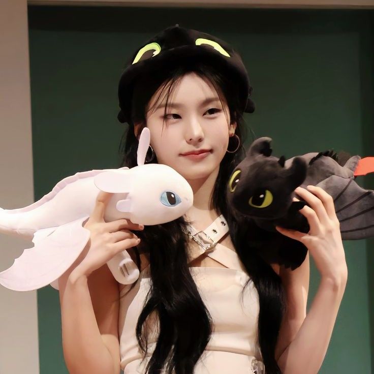 Behind-the-scenes cut of Yeji (ITZY)