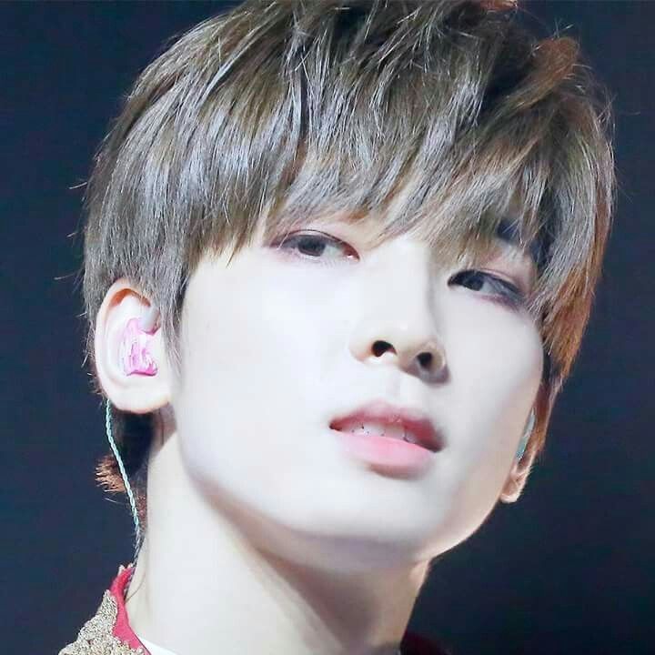 원우 (세븐틴)의 최신 사진