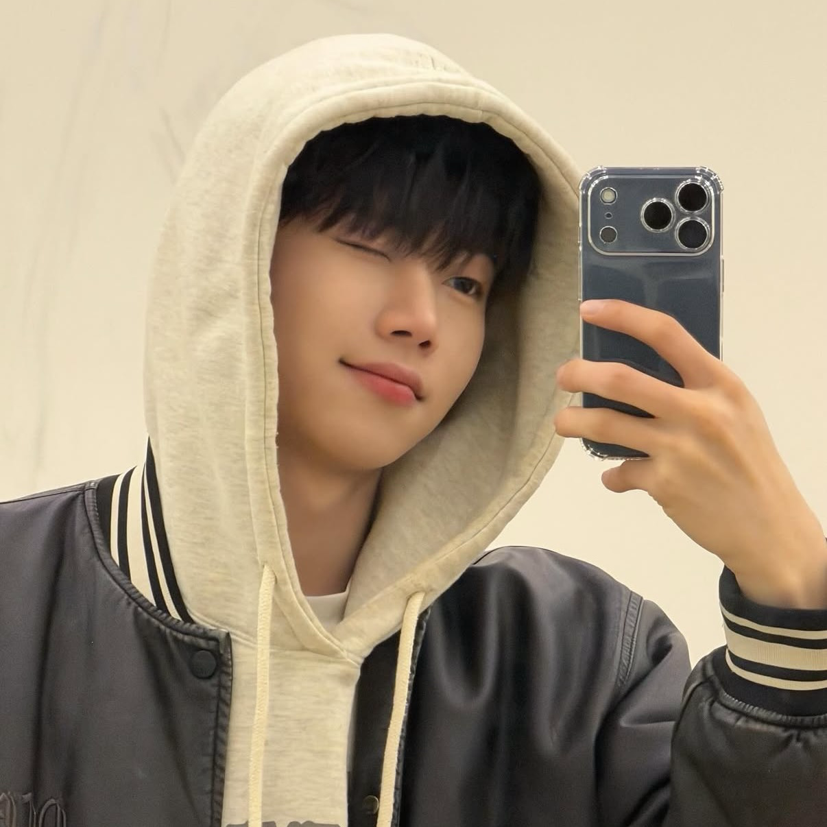 Hyunwoo (Xikers)的最新活動照片