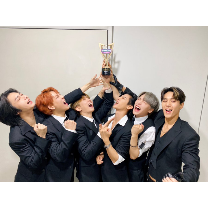 Latest photo of Joohoney (MONSTA X)