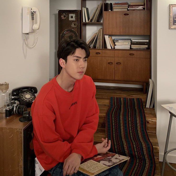 Behind-the-scenes cut of Sehun (EXO)