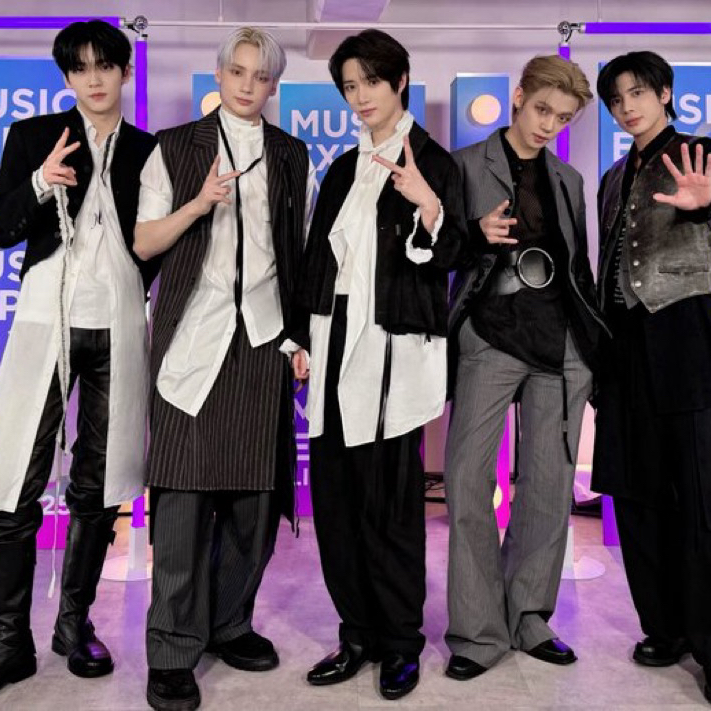 TOMORROW X TOGETHER的最新照片