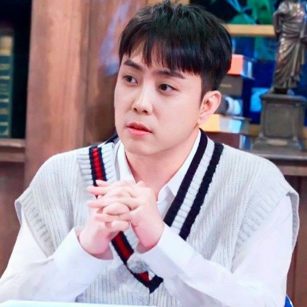 Latest photo of Eun Jiwon (SECHSKIES)