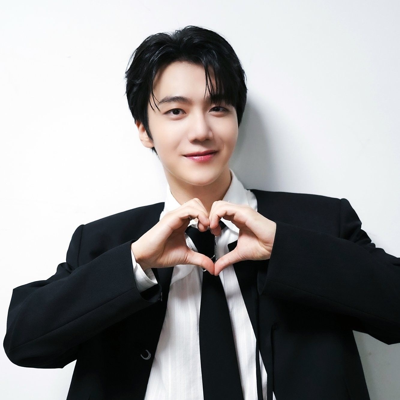 珍虎 (PENTAGON)的幕后花絮