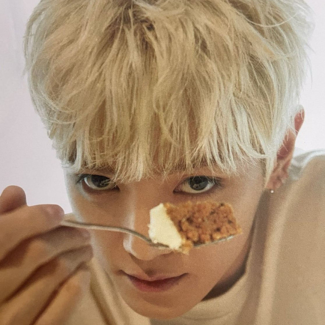 テヨン (NCT 127)の舞台裏ショット