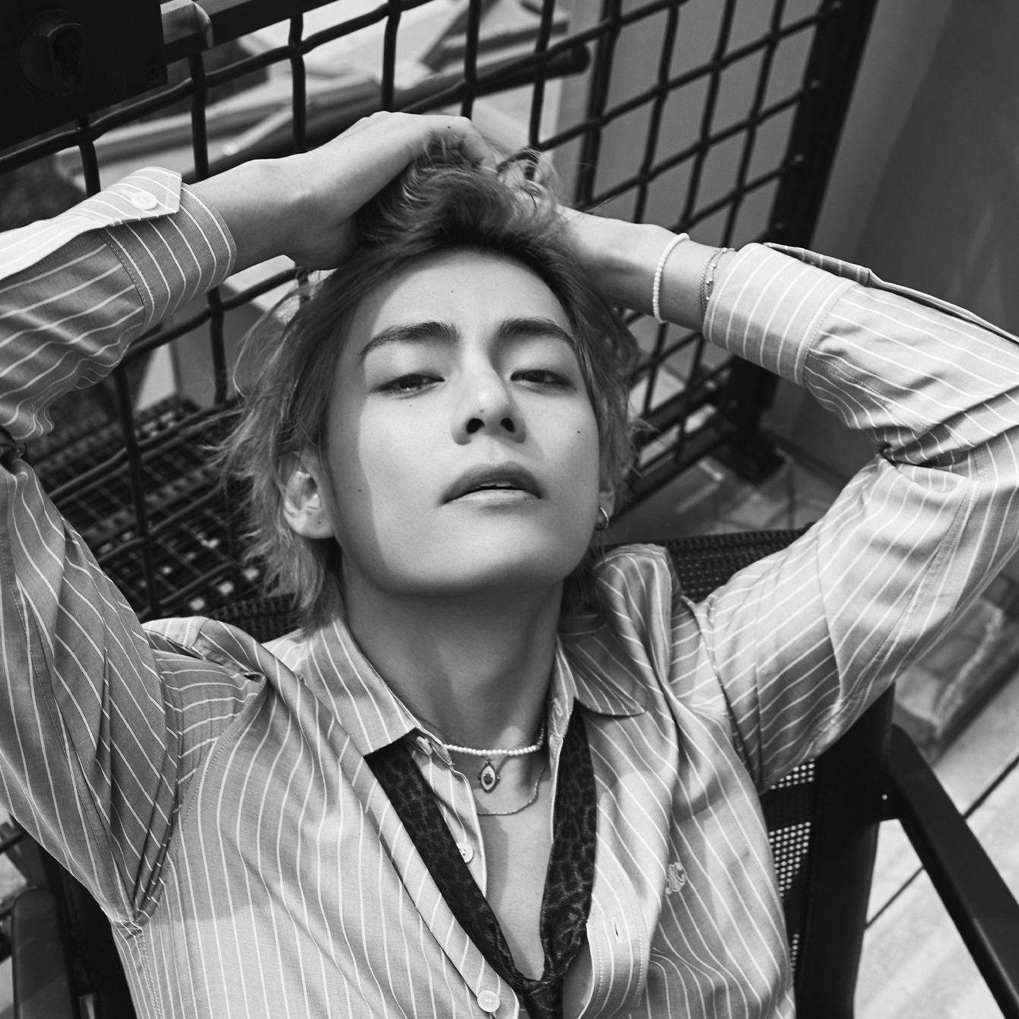 V (防彈少年團)的最新照片