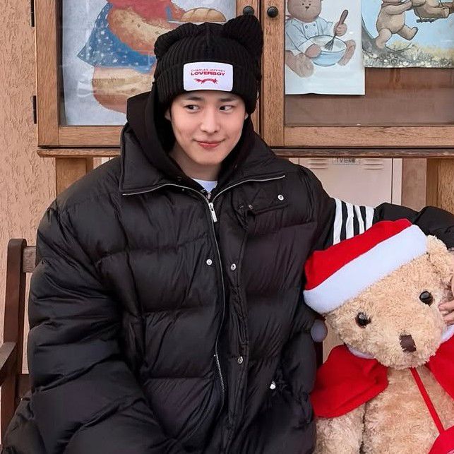 Recent activity shot of Choi Byungchan