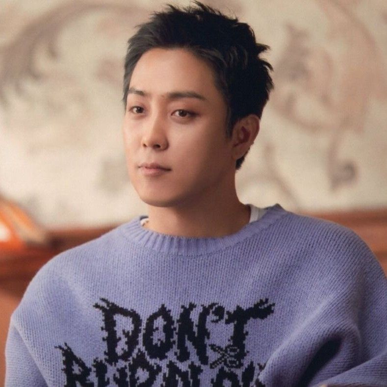 ウン・ジウォン (SECHSKIES)の舞台裏ショット