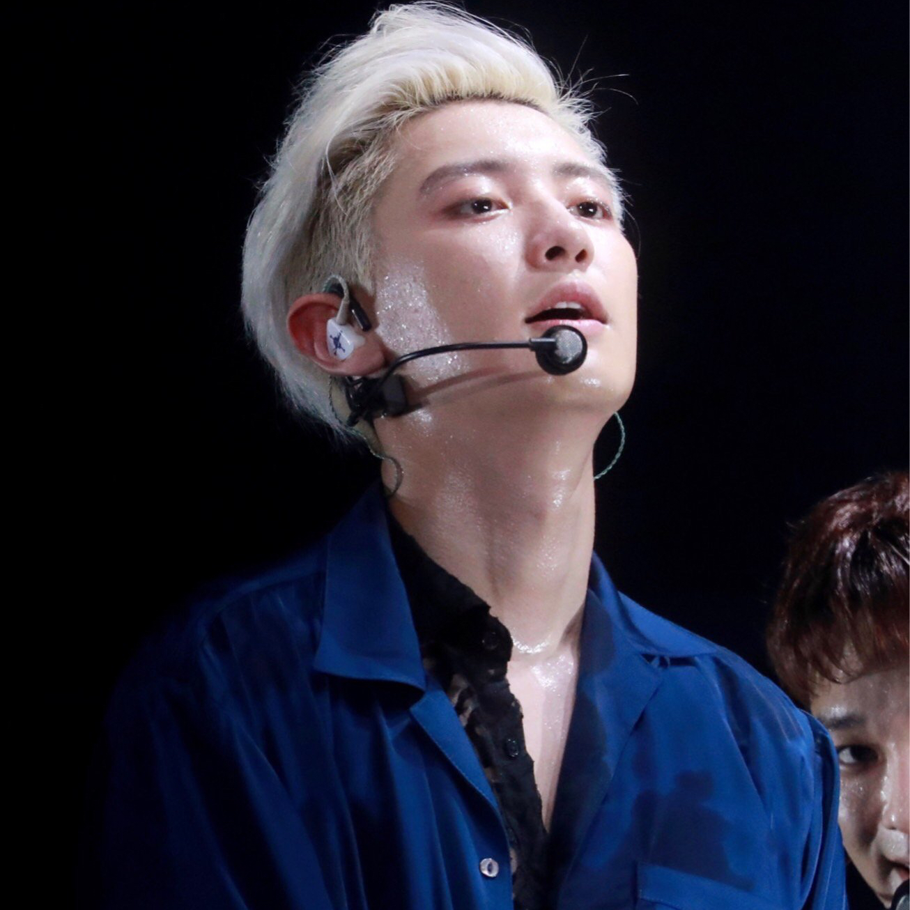 Behind-the-scenes cut of EXO