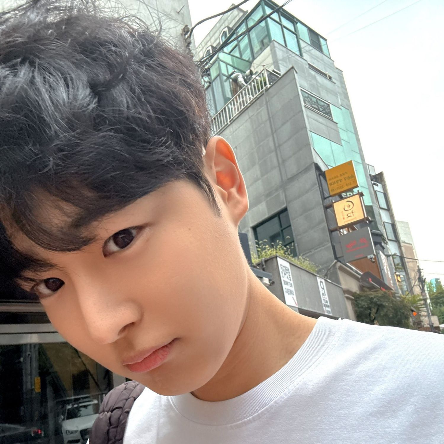 Recent activity shot of Choi Byungchan