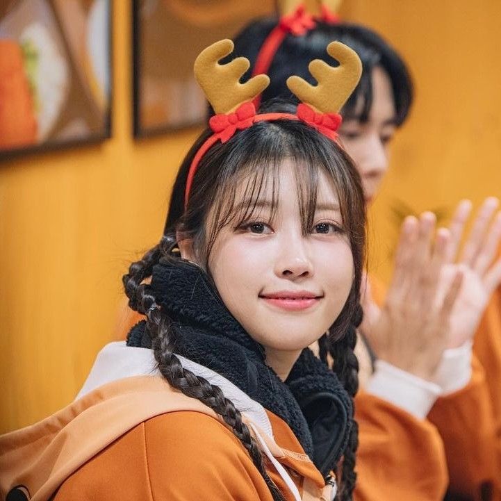 Behind-the-scenes cut of Lee Miju (Lovelyz)