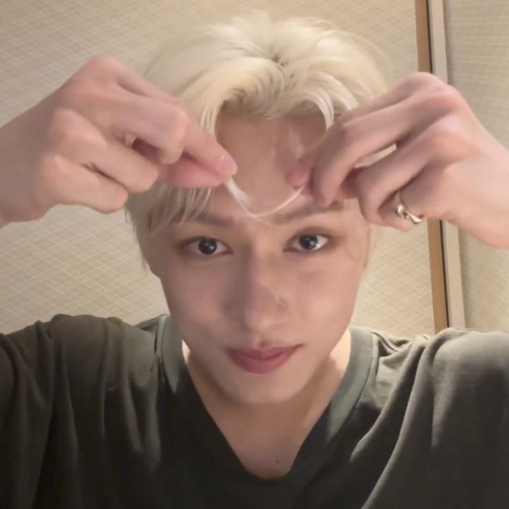 Latest photo of Jun (SEVENTEEN)