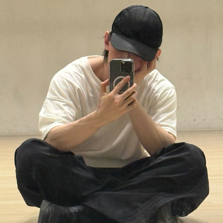 A moment captured by Yeosang (ATEEZ)'s fan