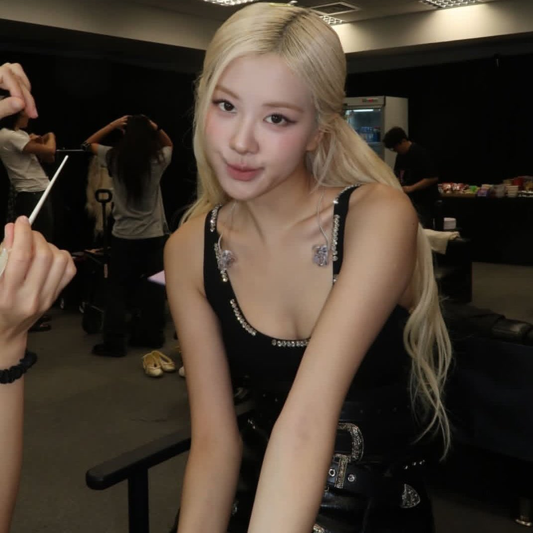 ロゼ (BLACKPINK)の最新写真