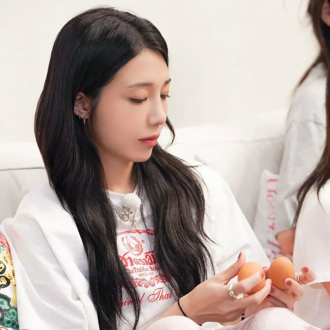 Recent activity shot of Jeong Eunji (Apink)