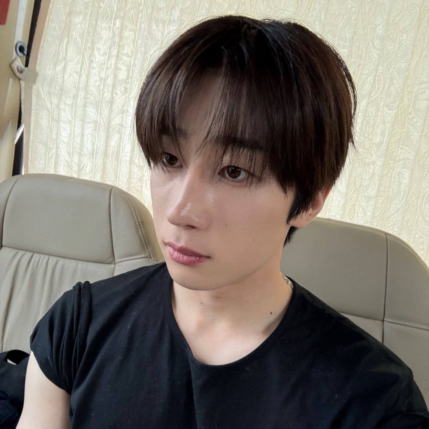 Behind-the-scenes cut of Han Seungwoo