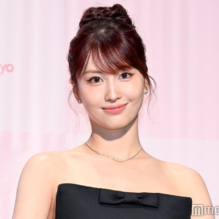 Potret di balik layar Momo (TWICE)