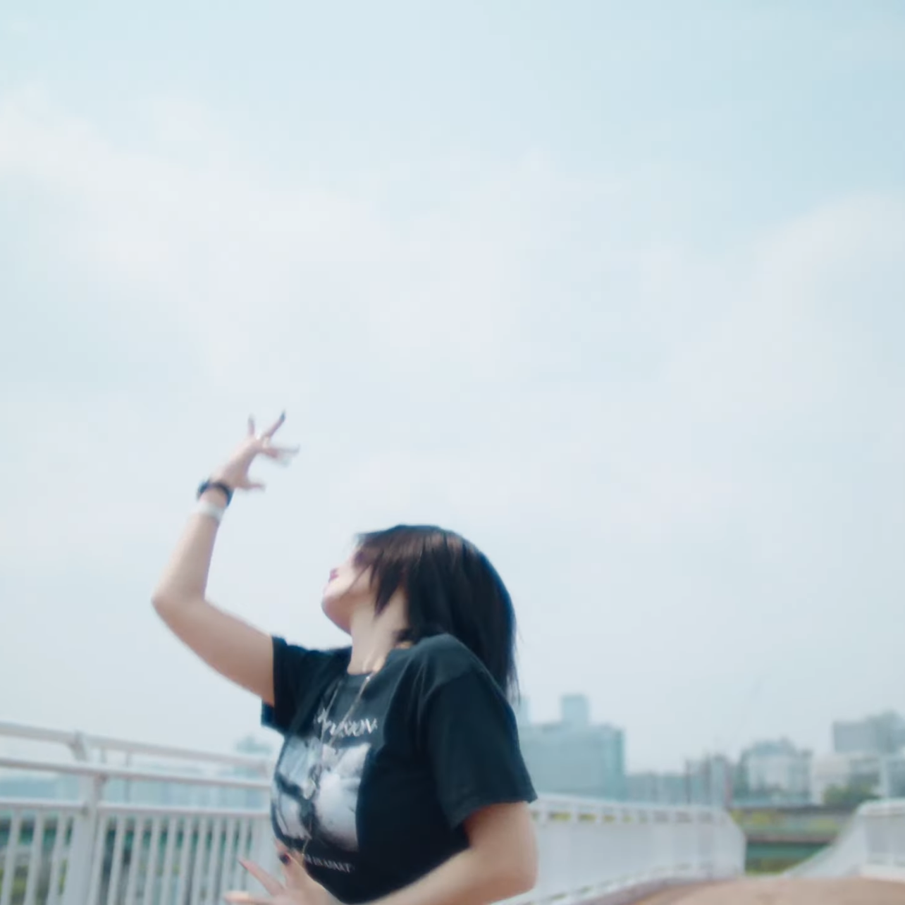 모모 (TWICE)의 비하인드 컷