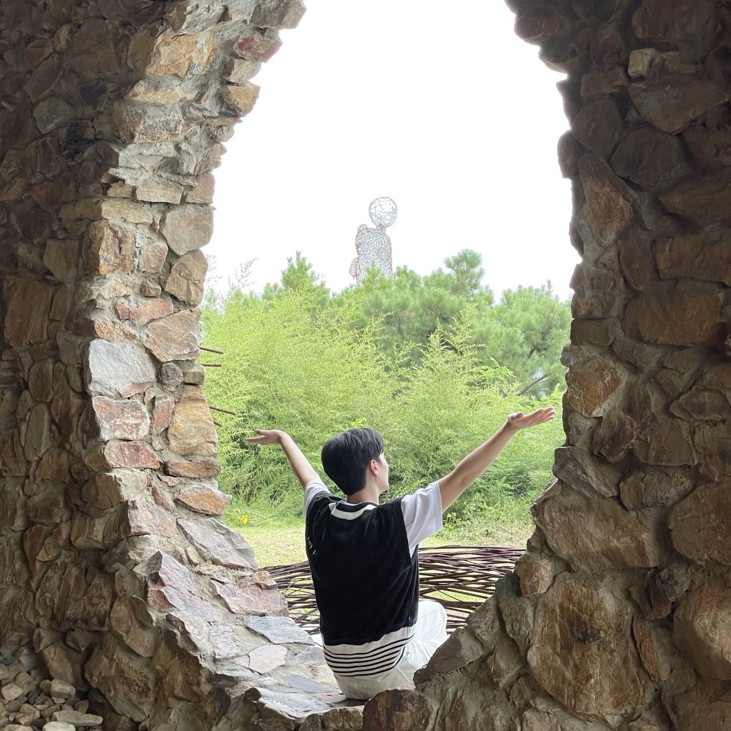 A moment captured by Kim Jonghyeon's fan