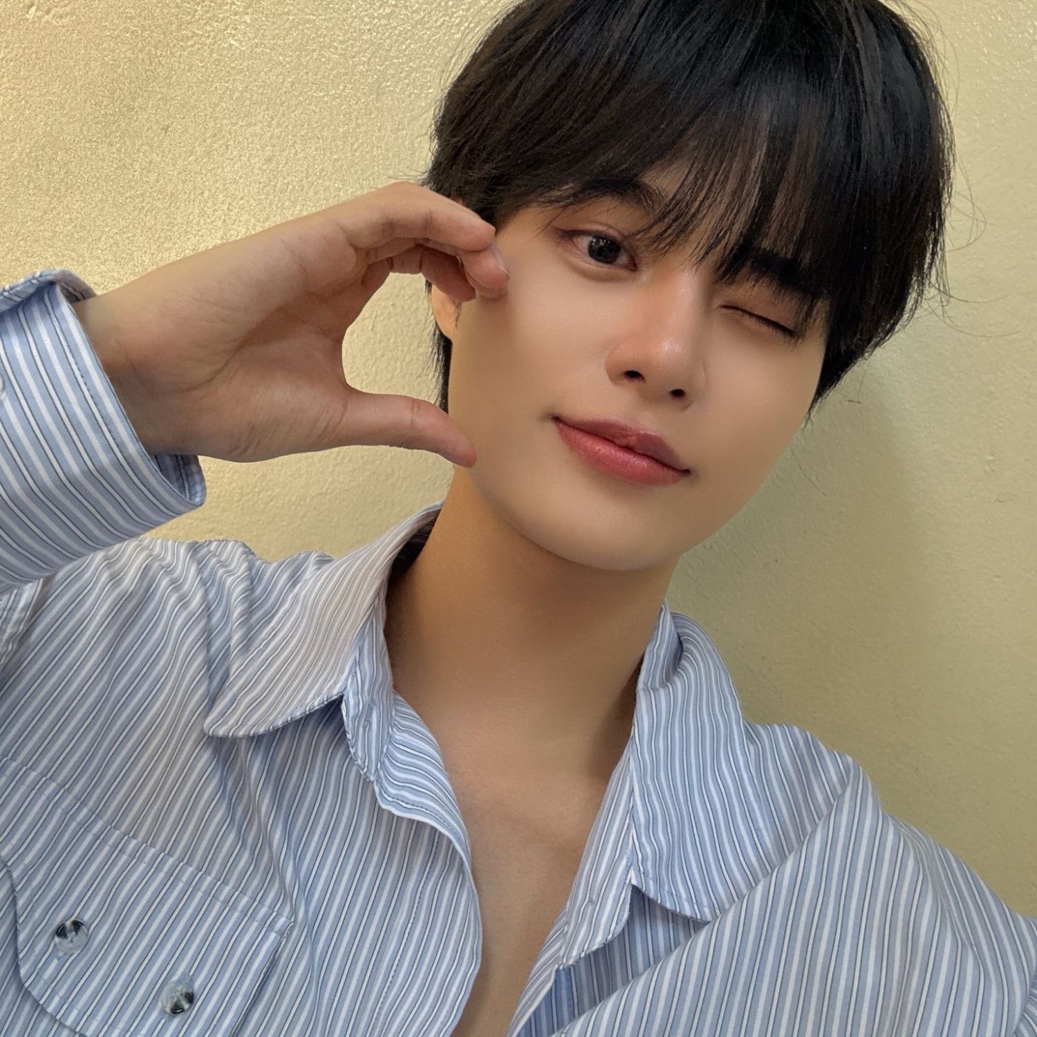 Latest photo of Lee Daehwi (AB6IX)