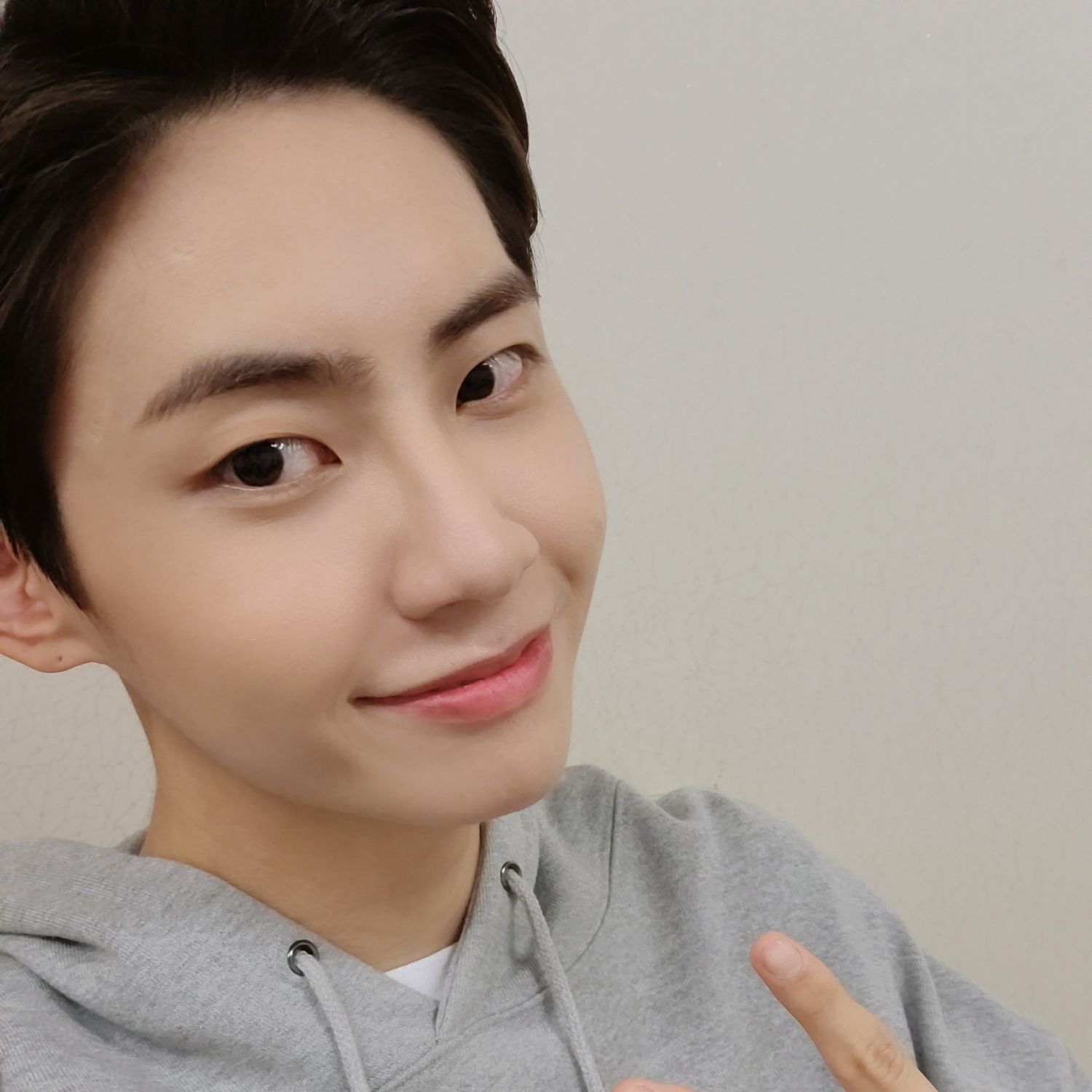 Recent activity shot of Lee Jinhyuk