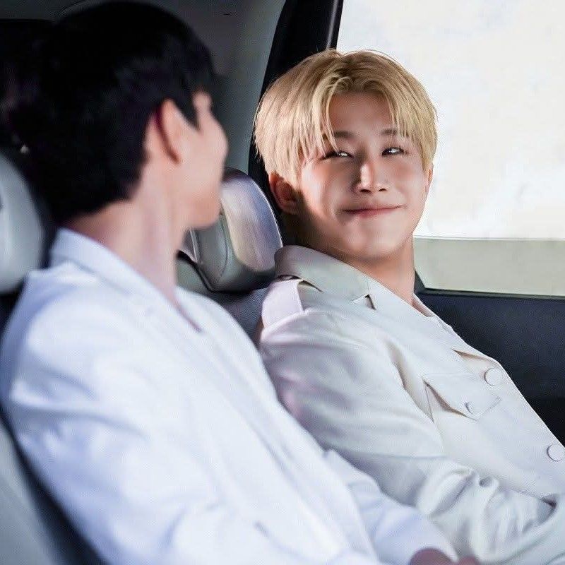 Behind-the-scenes cut of Jinjin (ASTRO)