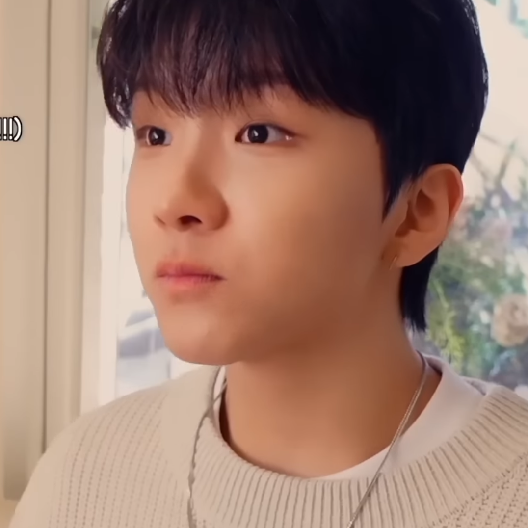 Latest photo of Woonhak (BOYNEXTDOOR)