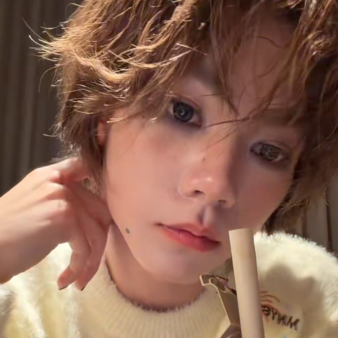 A moment captured by Xiong (NexT1DE)'s fan