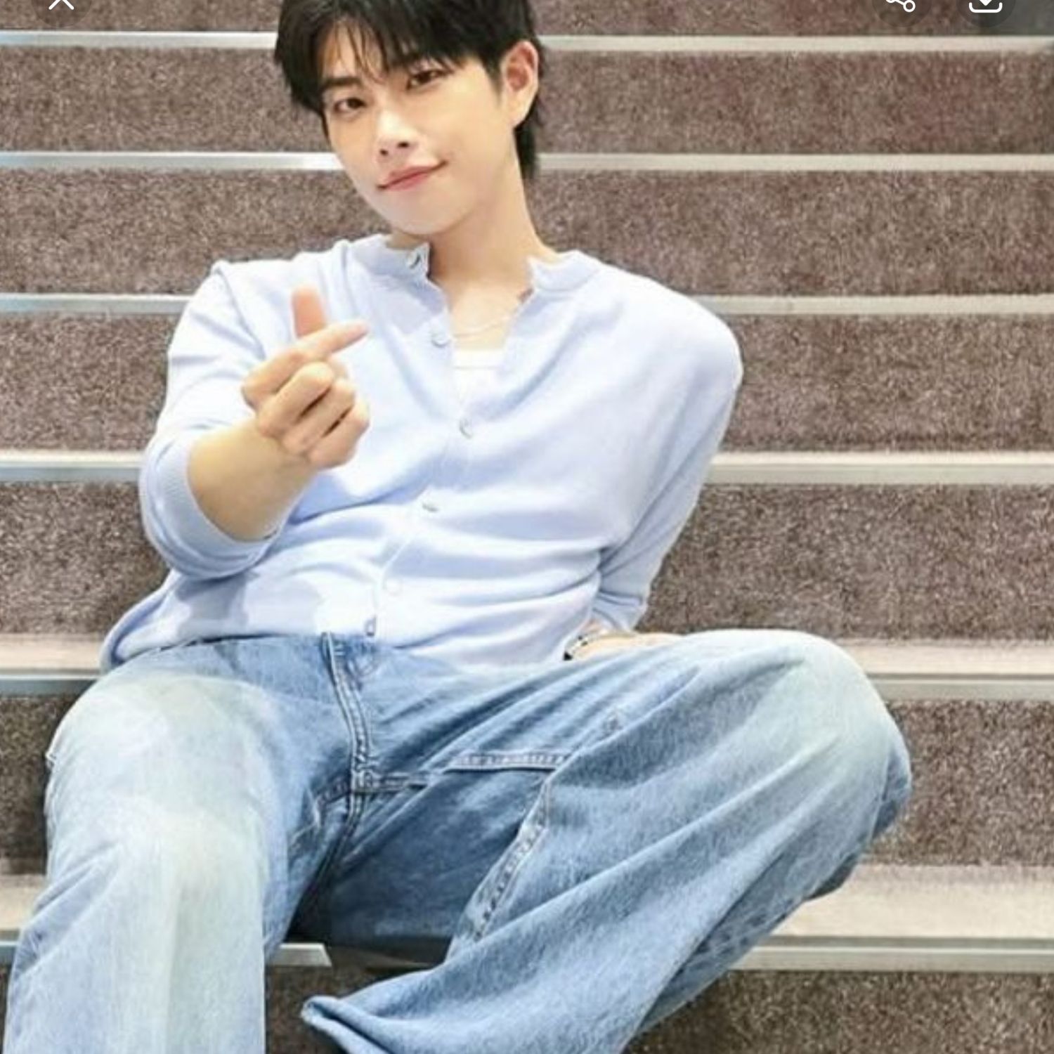 Latest photo of MJ (ASTRO)