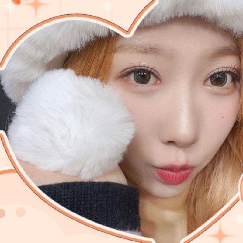 A moment captured by Handong (DREAMCATCHER)'s fan