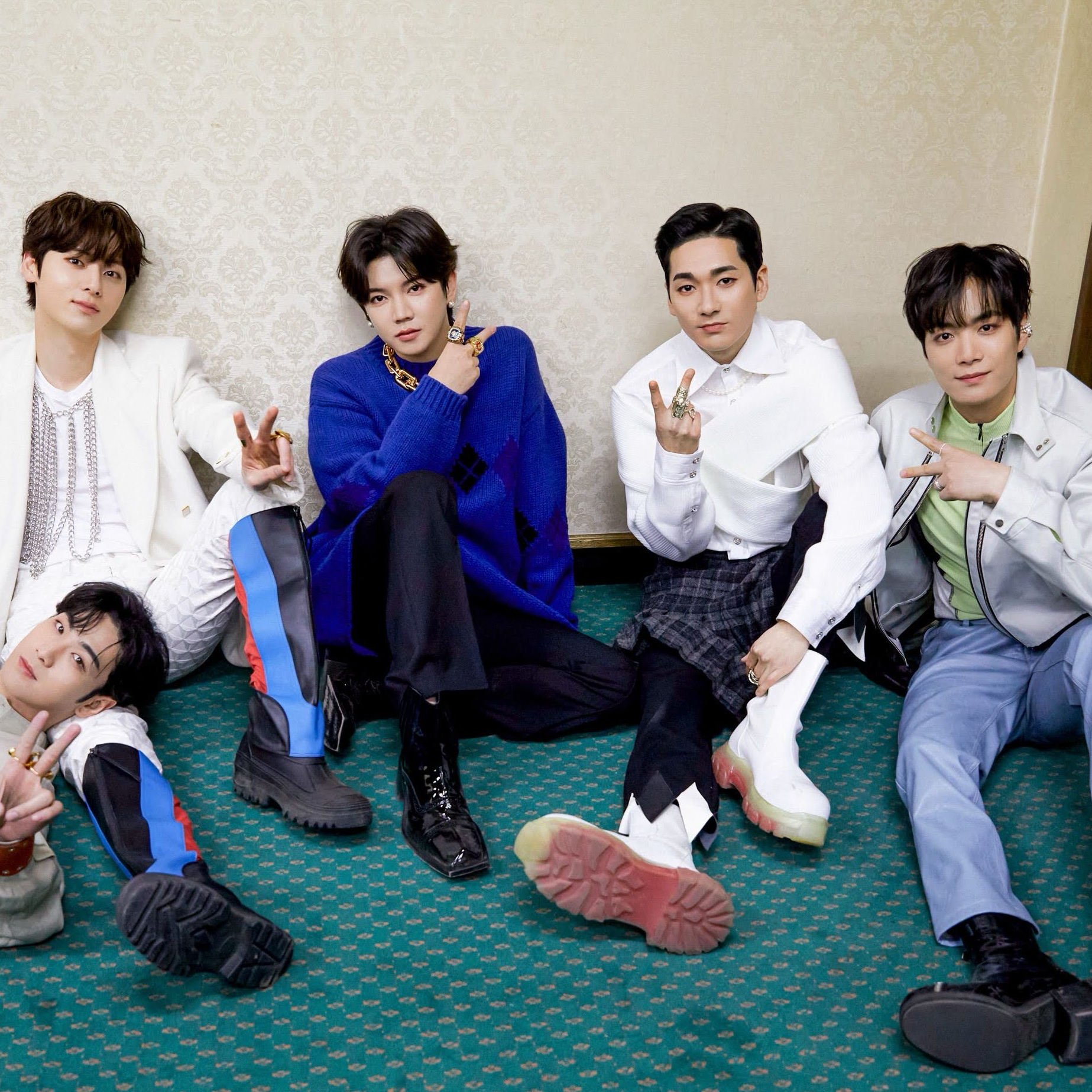 Latest photo of NU'EST