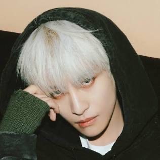 Behind-the-scenes cut of YANGYANG (WayV)