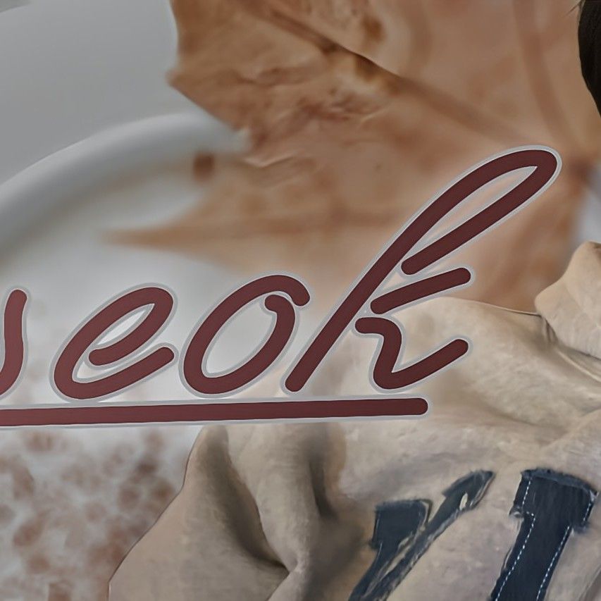 Latest photo of Wooseok (PENTAGON)