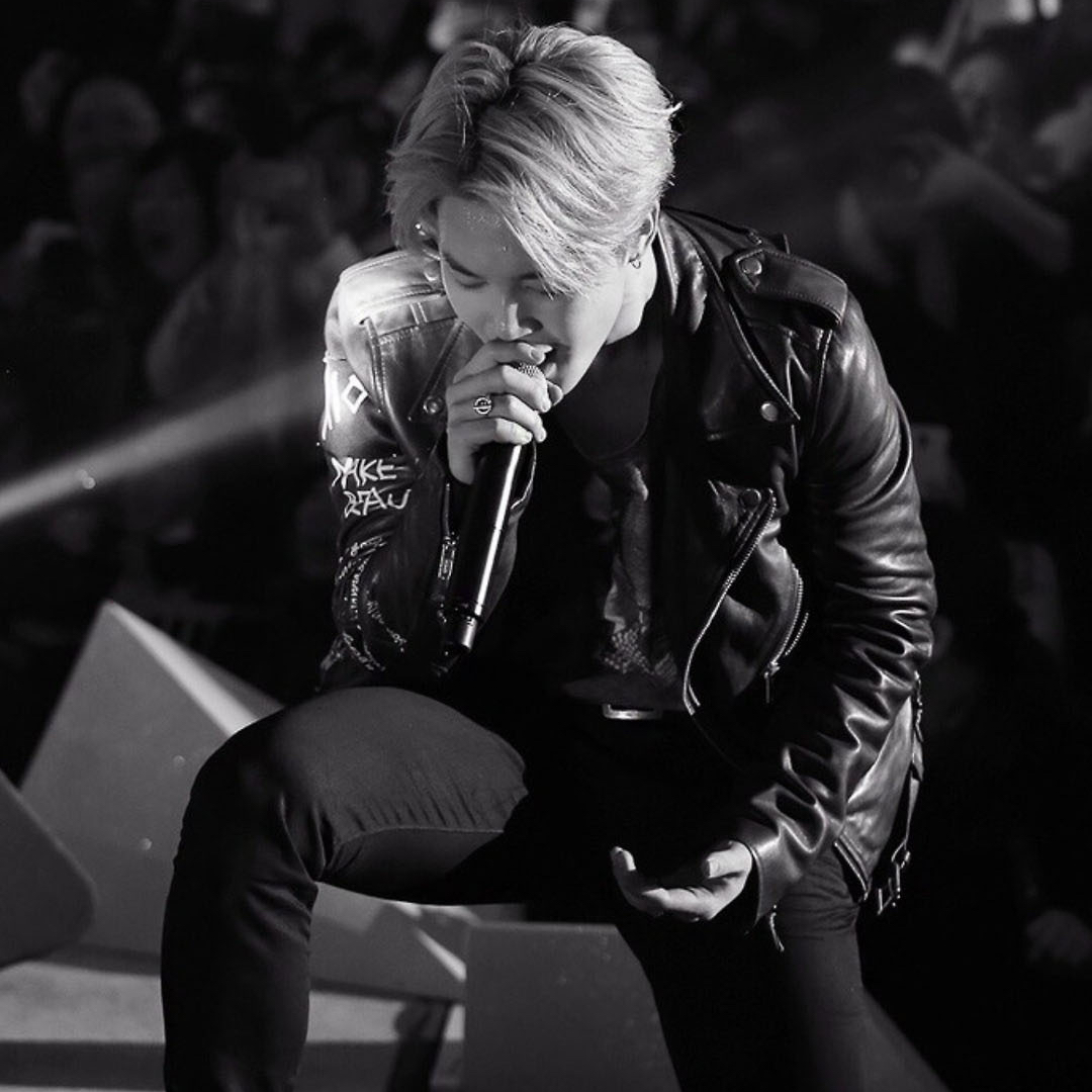 Foto aktivitas terbaru Jimin (BTS)