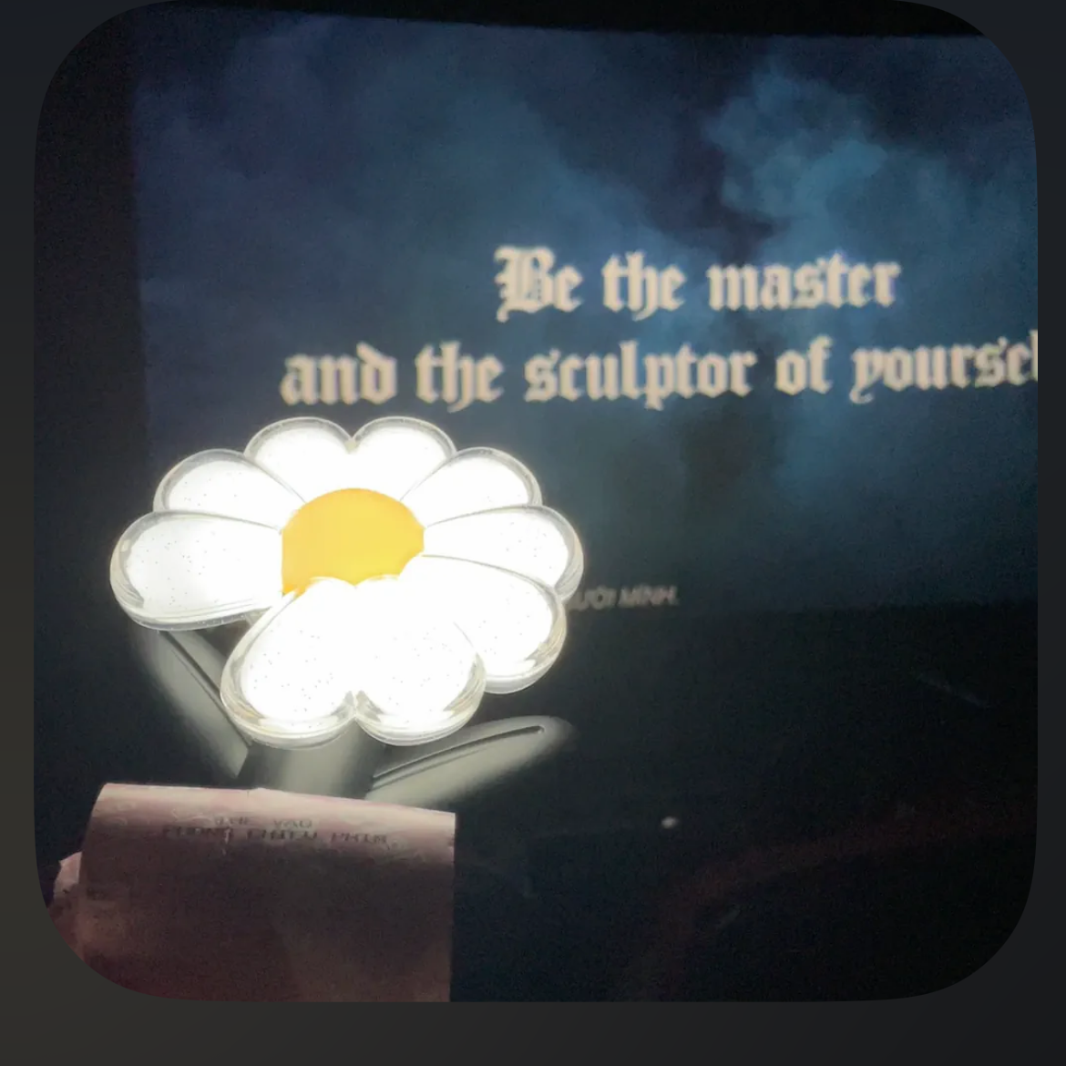 Behind-the-scenes cut of G-DRAGON (BIGBANG)