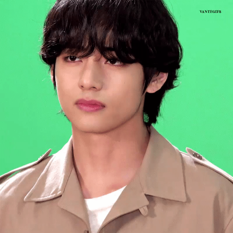 뷔 (방탄소년단) 최근 활동샷
