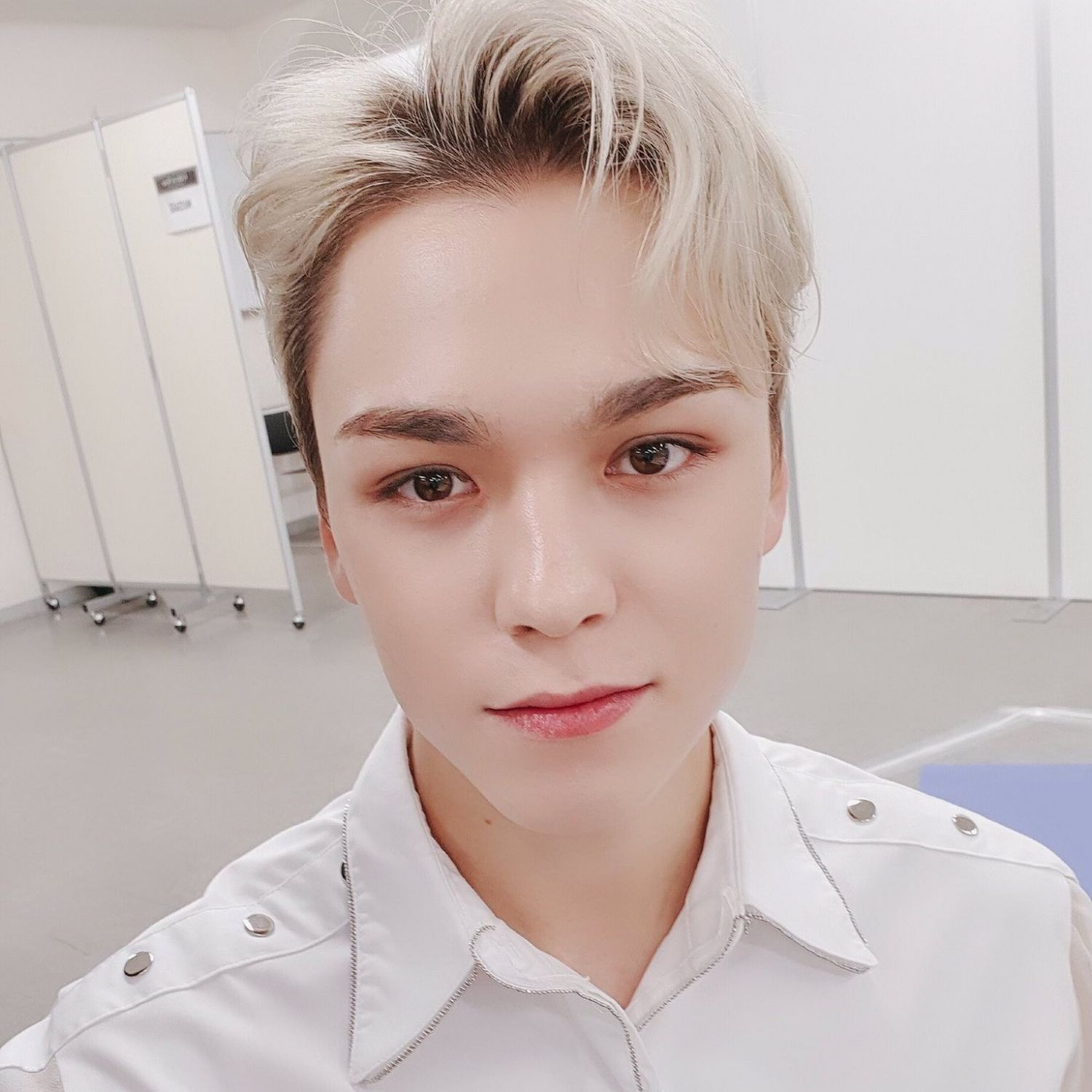 Behind-the-scenes cut of Vernon (SEVENTEEN)