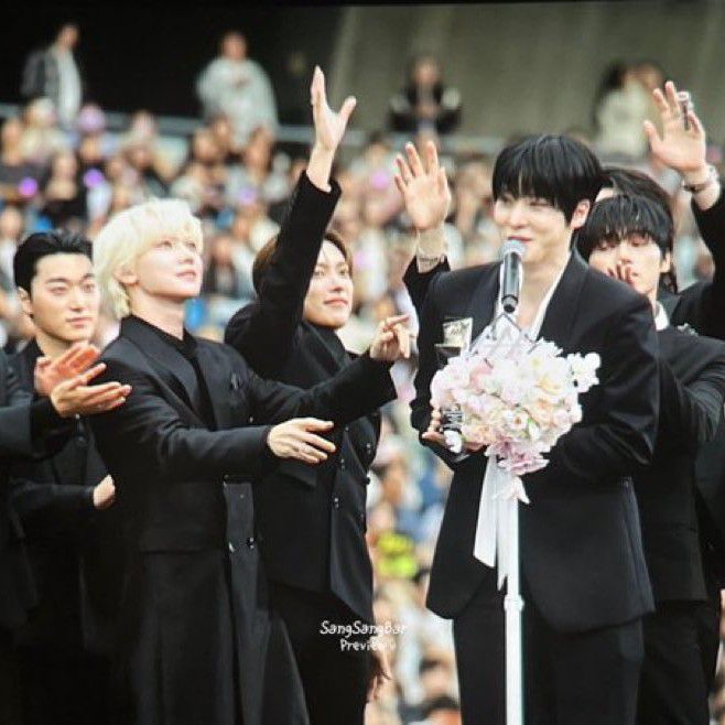 A moment captured by Yunho (ATEEZ)'s fan