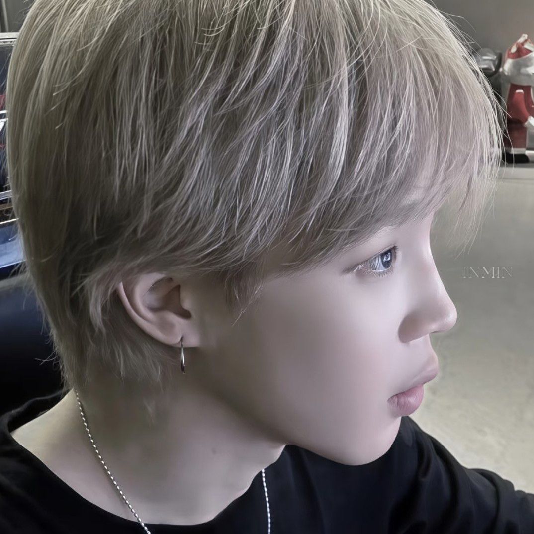 Latest photo of Jimin (BTS)