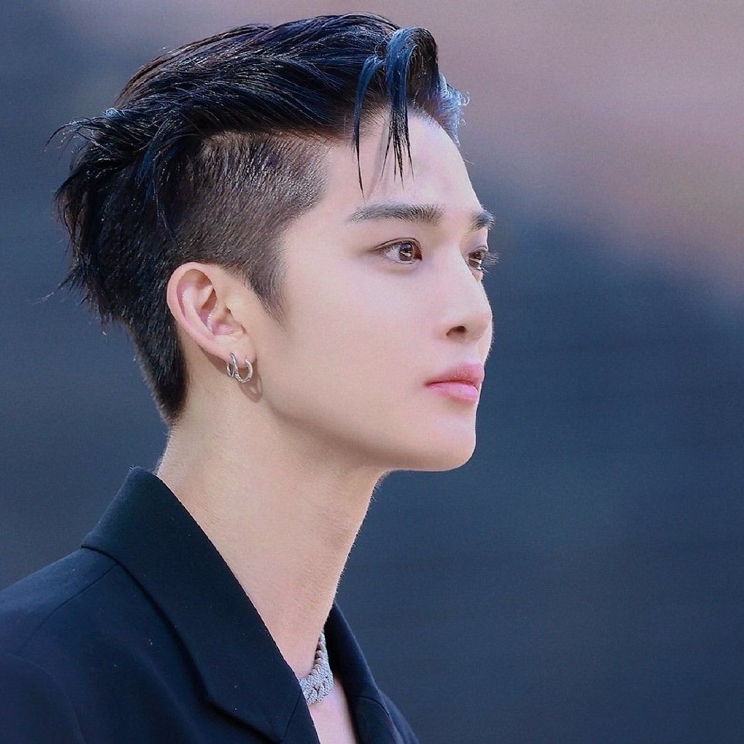 Latest photo of Bae Jinyoung