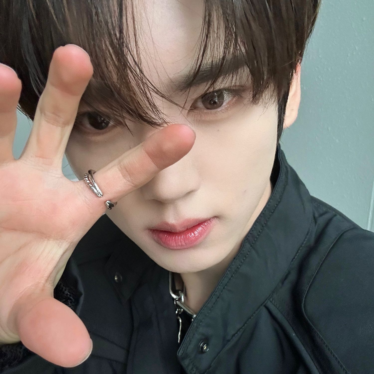 Recent activity shot of Han Yujin (ZEROBASEONE)