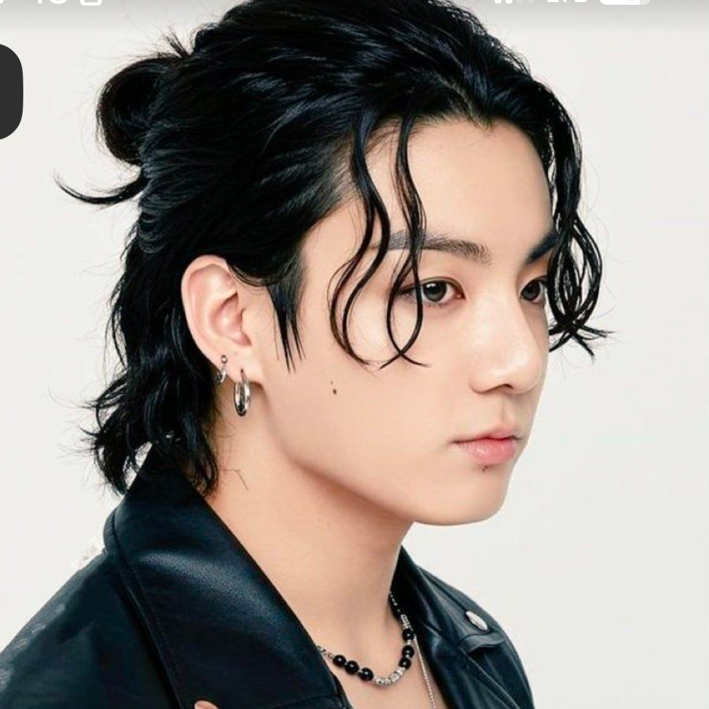 Latest photo of Jungkook (BTS)