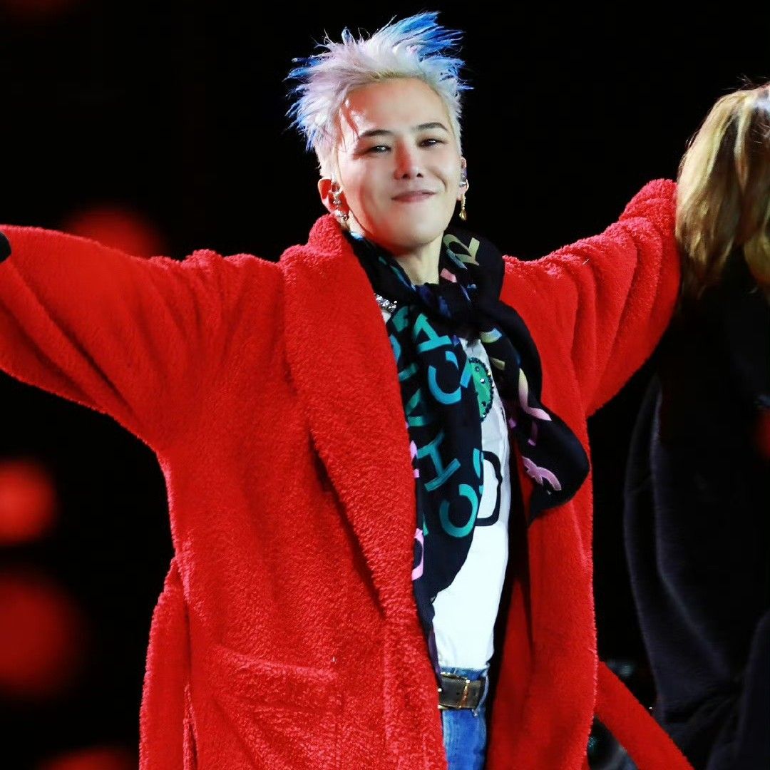 Behind-the-scenes cut of G-DRAGON (BIGBANG)