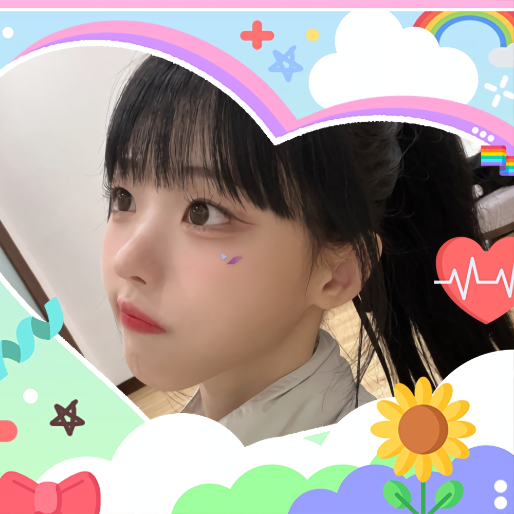 A moment captured by Hina (QWER)'s fan