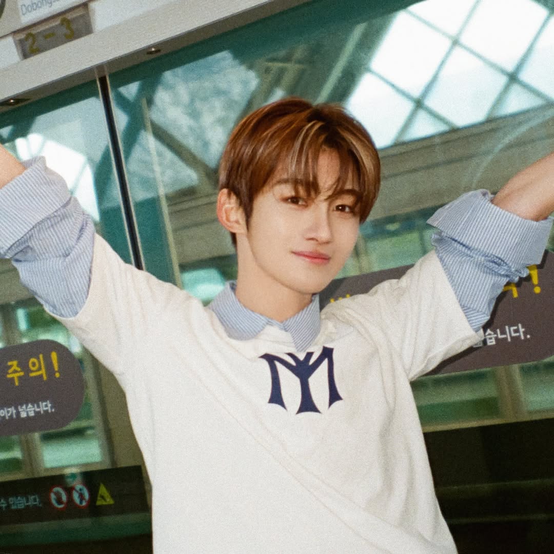 A moment captured by Jihoon (TWS)'s fan