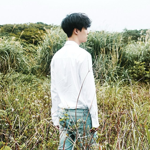 Latest photo of Lay (EXO)