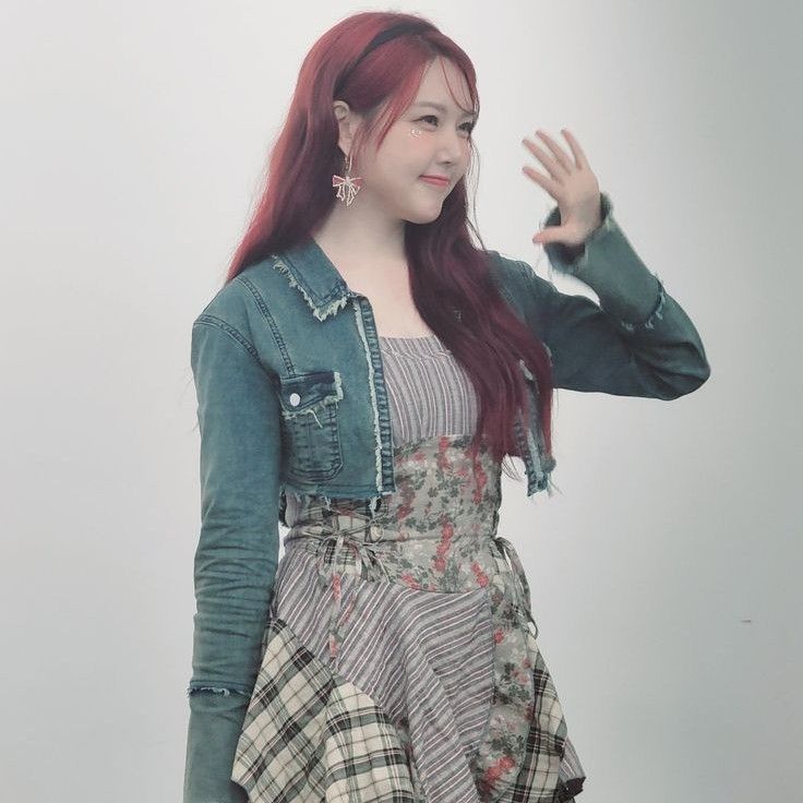 Recent activity shot of Yerin (GFRIEND)
