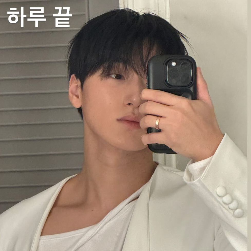 Behind-the-scenes cut of San (ATEEZ)