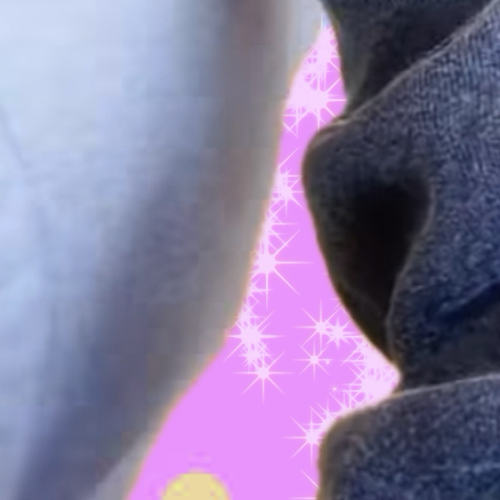 Latest photo of Mayuka (NiziU)